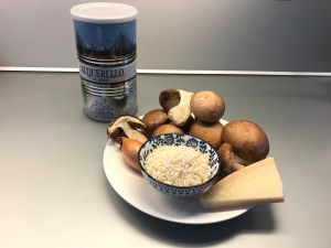 Ingredients of Risotto with Mushrooms © cadwu
