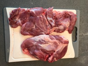 One whole leg of turkey and one unfolded © cadwu