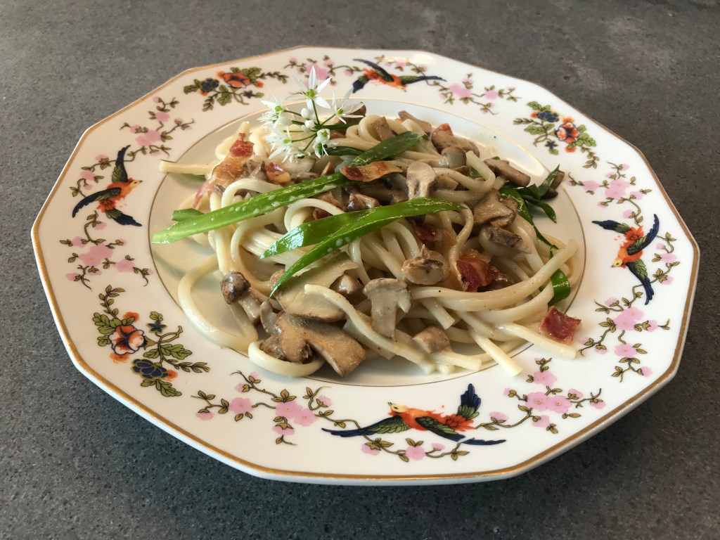Saint George's Mushroom with Pasta ©cadwu