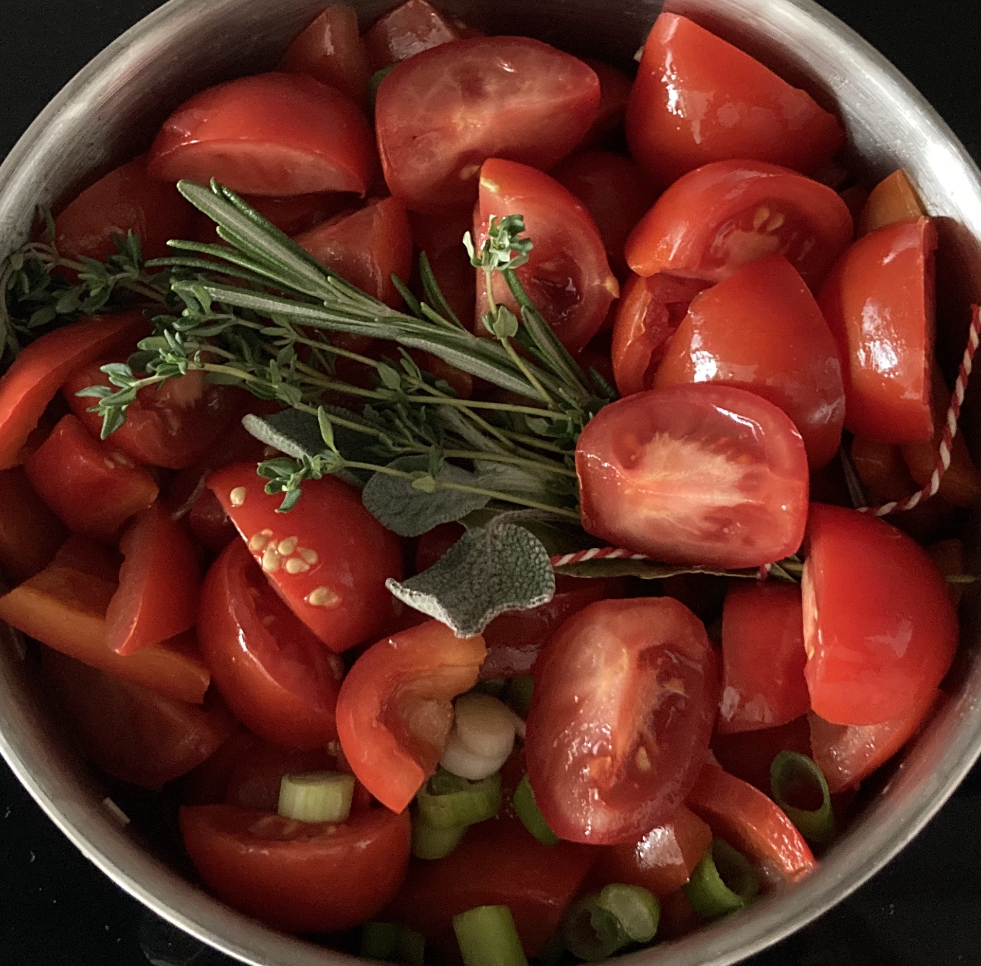 Beginning of Tomato Sauce ©cadwu