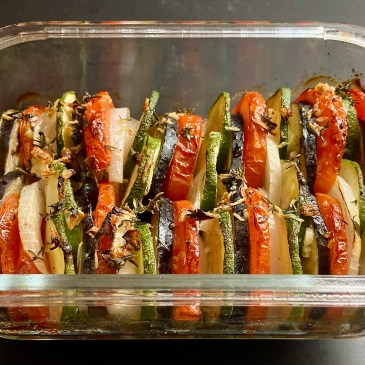 Tian ©cadwu with eggplant, zuchhini, white onion and tomatoes. Also herbes de provence, garlic, olive oil and black pepper