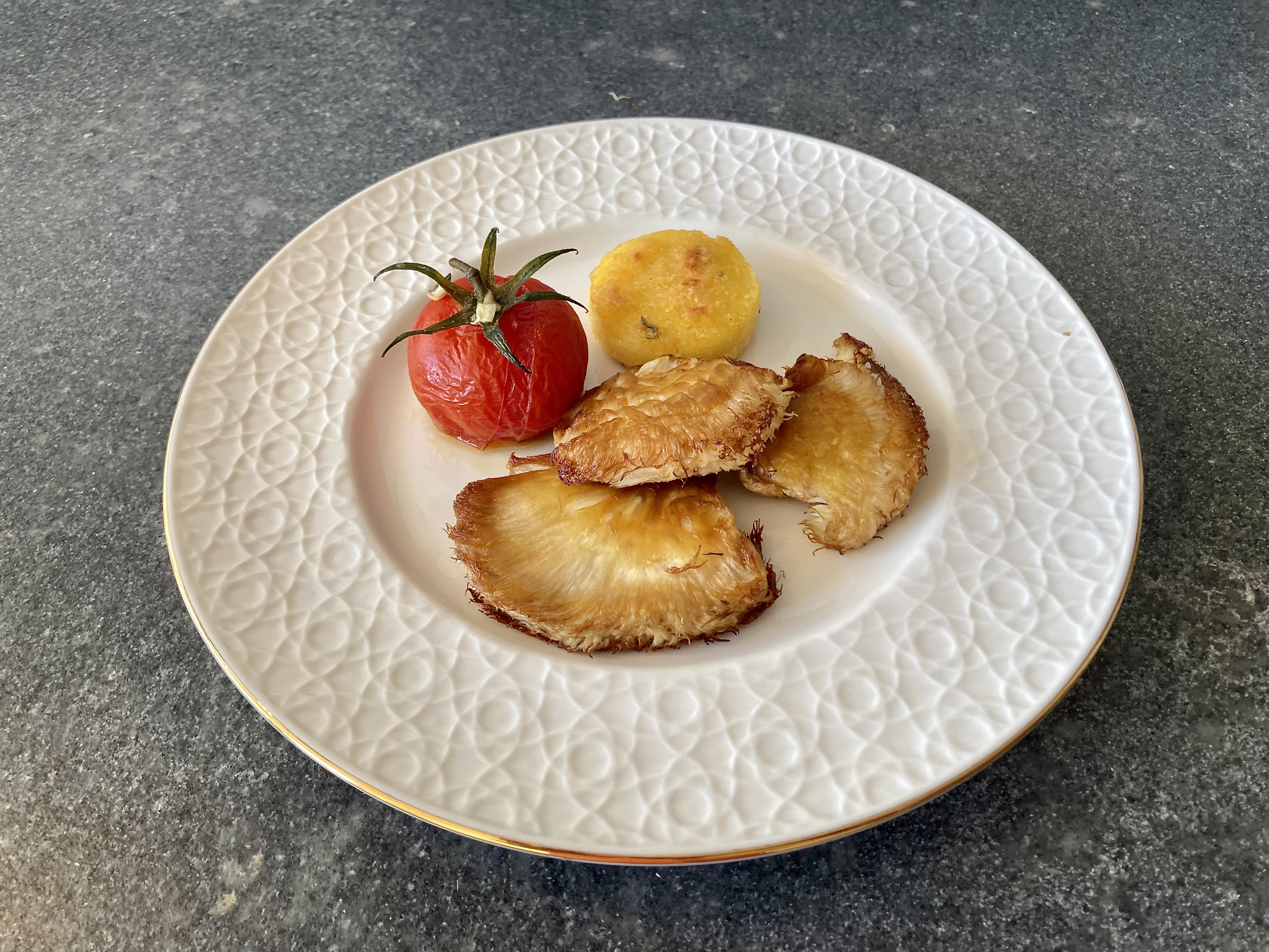 Fried Lion's Mane ©cadwu served with fried polenta and confit of tomato