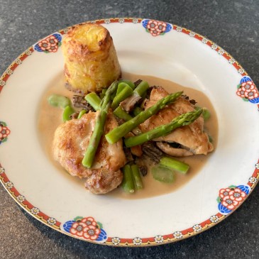 Chicken, Asparagus, Morels and Fava Beans ©cadwu based on a recipe from Comme chez Soi