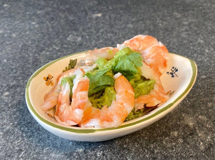 Guacamole ©cadwu with avocado, cilantro, lemon juice and shrimps